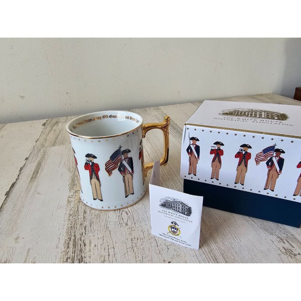 White House Old guard‎ soldier mug cup new gift box